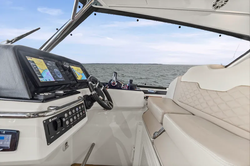 Slide: The Image of Aquila 36 SPORT 2024 - 15