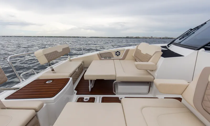 Slide: The Image of Aquila 36 SPORT 2024 - 30