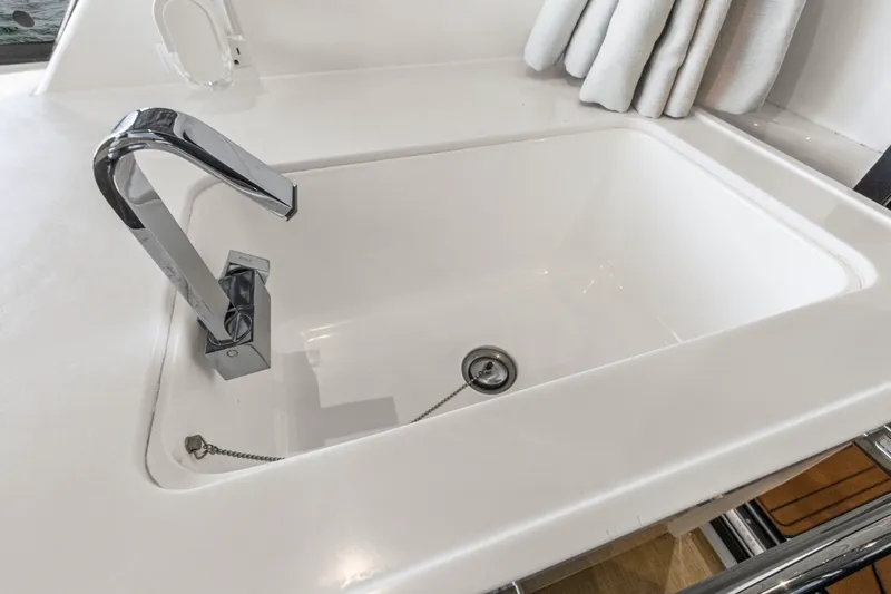 Slide: The Image of Aquila 36 SPORT 2024 - 27