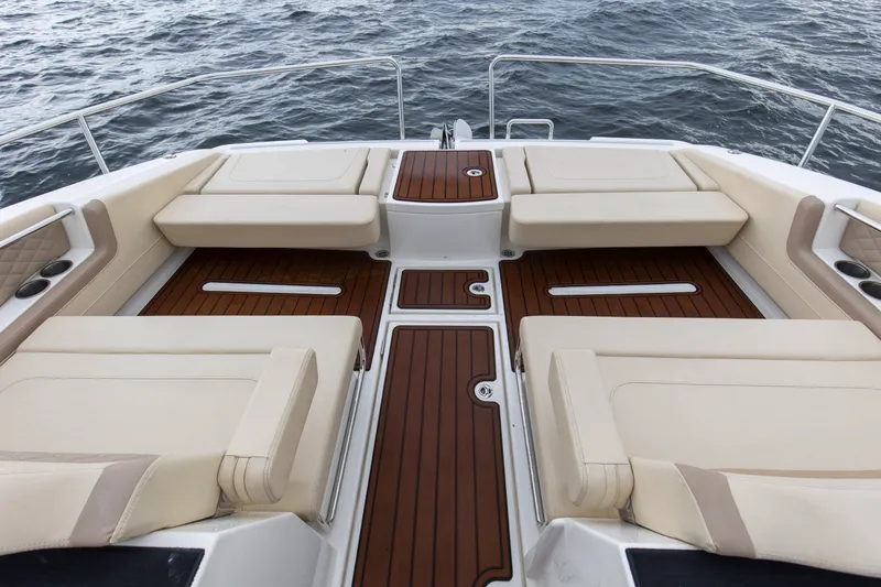 Slide: The Image of Aquila 36 SPORT 2024 - 32