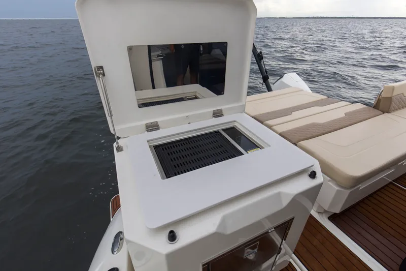 Slide: The Image of Aquila 36 SPORT 2024 - 41
