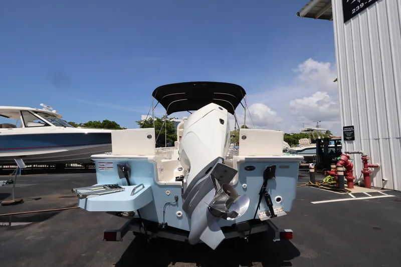 Slide: The Image of Boston Whaler 210 Montauk 2027 - 3