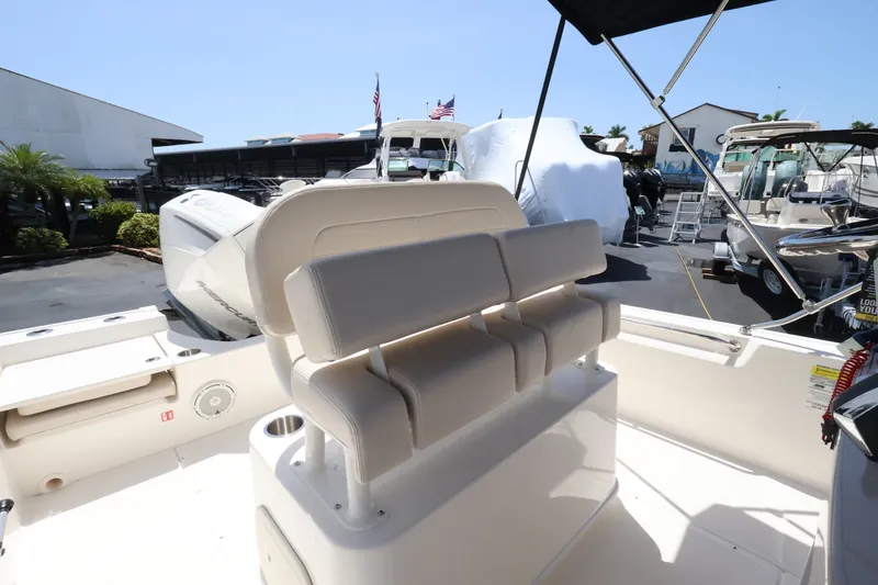 Slide: The Image of Boston Whaler 210 Montauk 2027 - 12