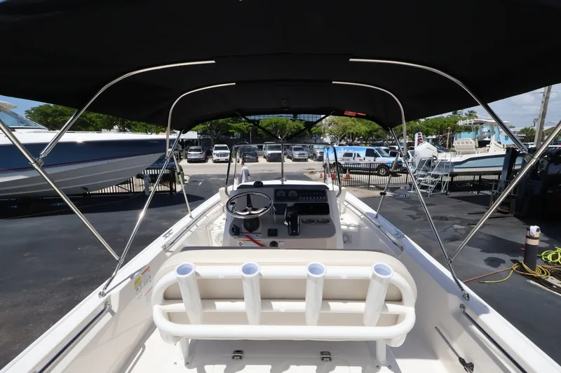 Slide: The Image of Boston Whaler 210 Montauk 2027 - 15