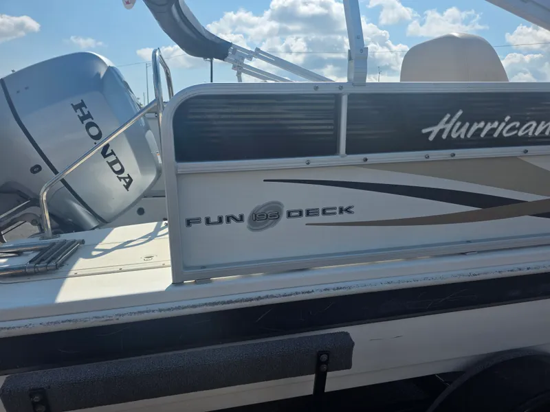 Slide: The Image of Hurricane 196 FUNDECK 2013 - 11