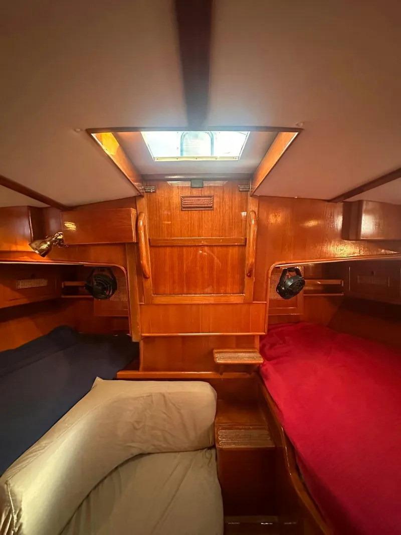 Slide: The Image of Camper And Nicholsons 60 1983 - 33