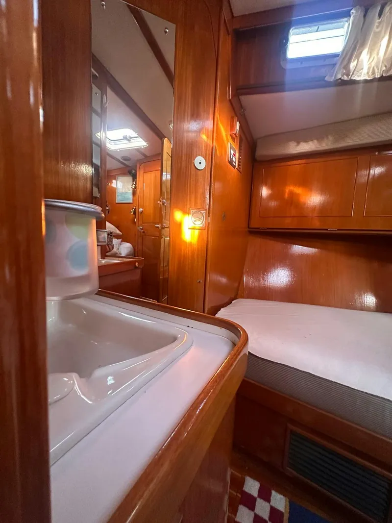 Slide: The Image of Camper And Nicholsons 60 1983 - 25