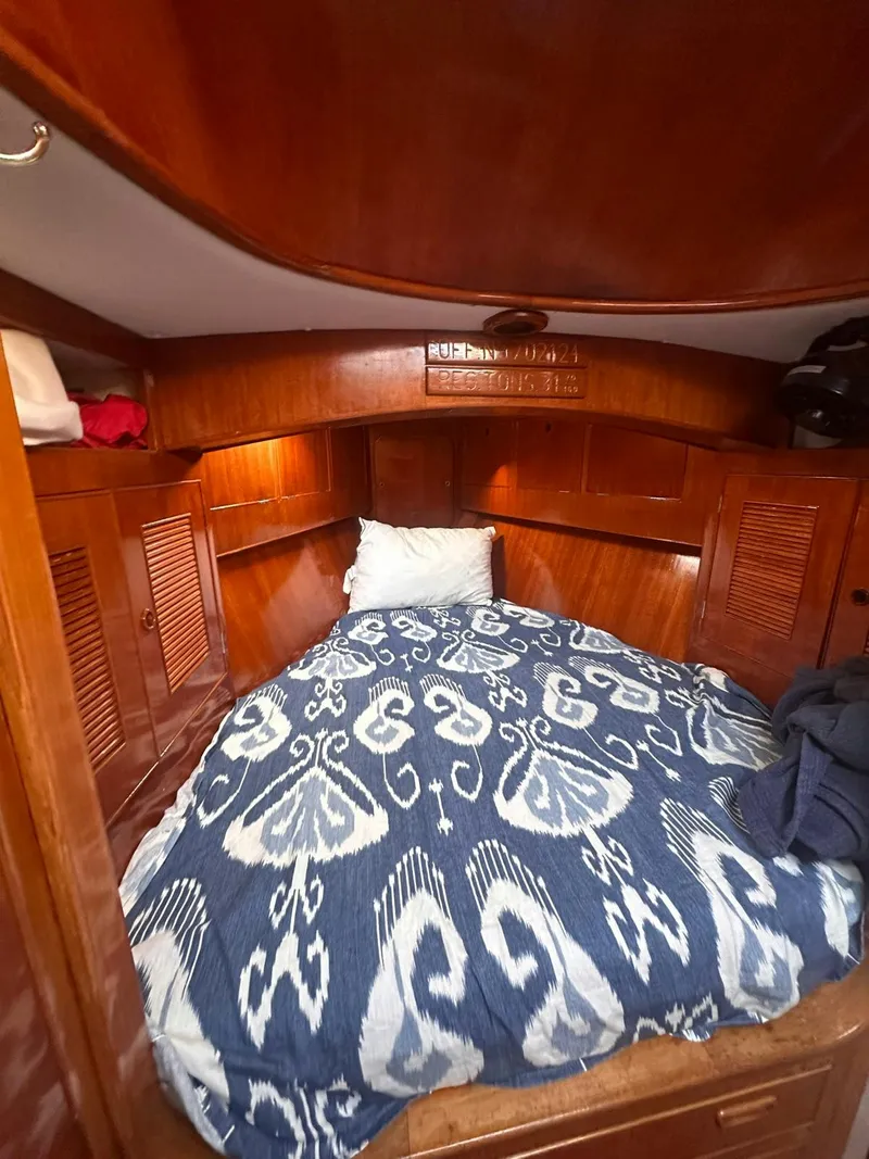Slide: The Image of Camper And Nicholsons 60 1983 - 27