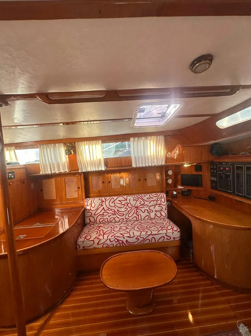 Slide: The Image of Camper And Nicholsons 60 1983 - 15