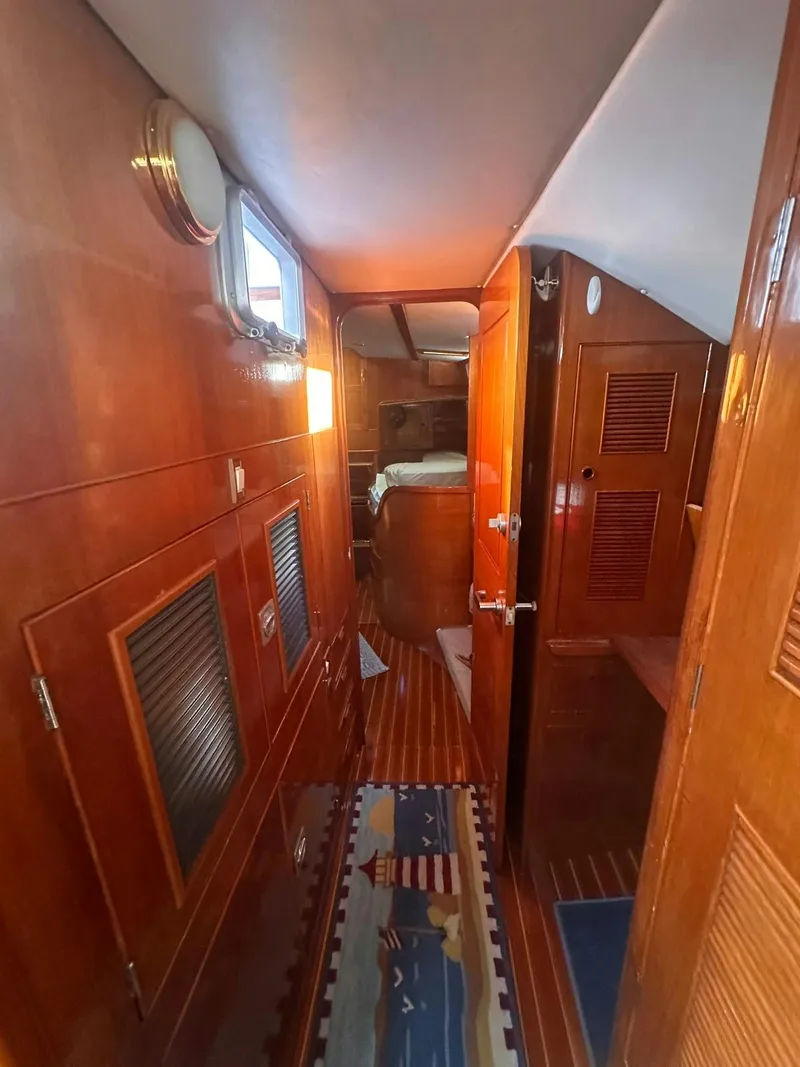 Slide: The Image of Camper And Nicholsons 60 1983 - 31