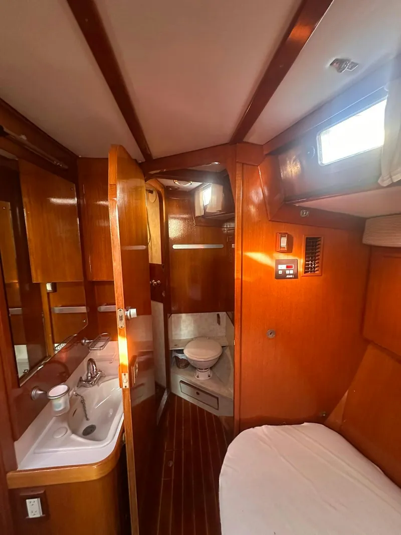 Slide: The Image of Camper And Nicholsons 60 1983 - 24