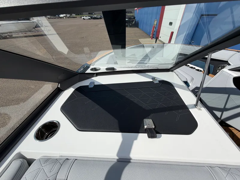 Slide: The Image of Nautique S25SUPER AIR 2027 - 34