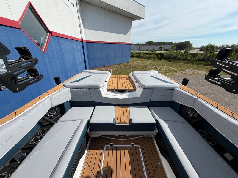 Slide: The Image of Nautique S25SUPER AIR 2027 - 19