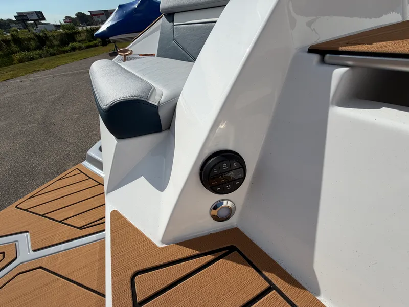 Slide: The Image of Nautique S25SUPER AIR 2027 - 11