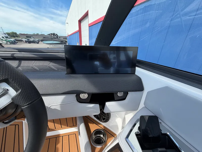 Slide: The Image of Nautique S25SUPER AIR 2027 - 50