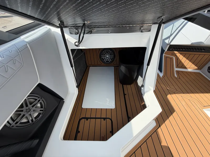 Slide: The Image of Nautique S25SUPER AIR 2027 - 32