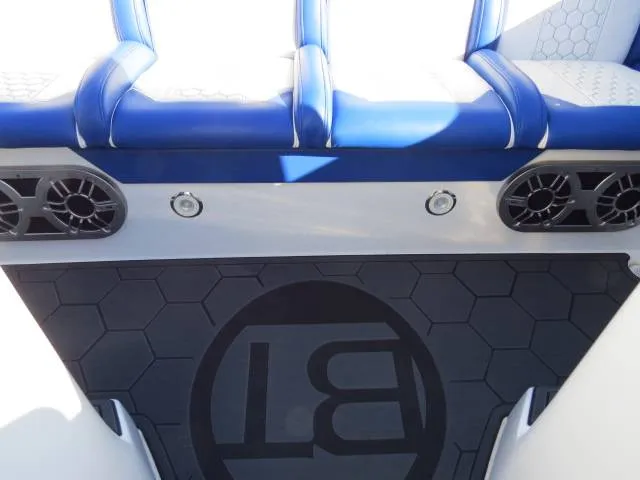 Slide: The Image of Black Thunder 43 EC Raised Deck 2022 - 12