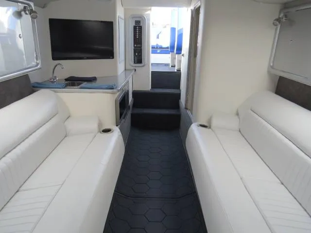 Slide: The Image of Black Thunder 43 EC Raised Deck 2022 - 39
