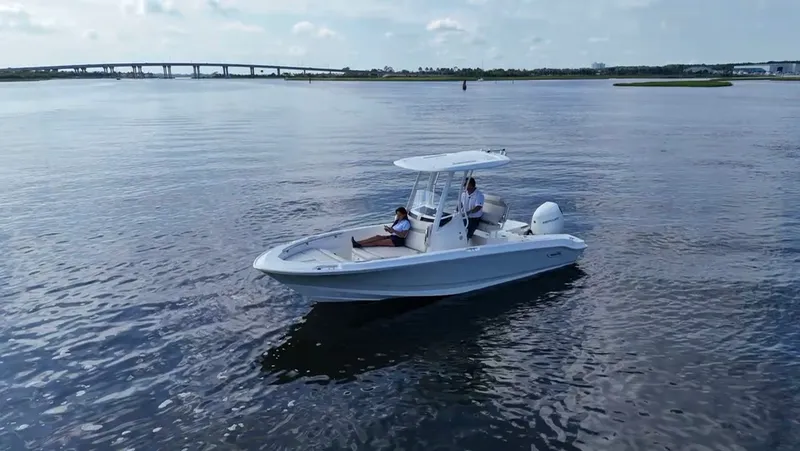 Slide: The Image of Boston Whaler 220 Dauntless 2027 - 2