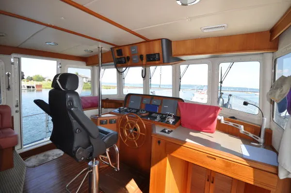 Slide: The Image of Pilothouse Forward - 21