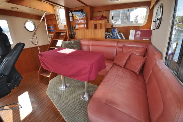 Slide: The Image of Settee Table and Seating - 31