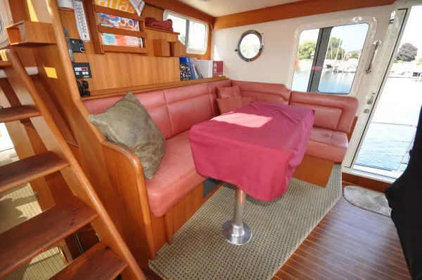 Slide: The Image of Settee Table (Aft) - 32