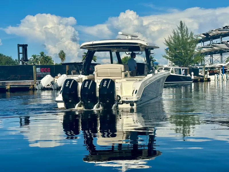 Slide: The Image of Boston Whaler 350 REALM 2023 - 2