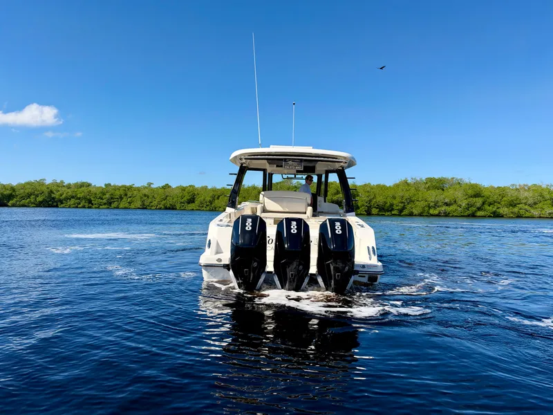 Slide: The Image of Boston Whaler 350 REALM 2023 - 2