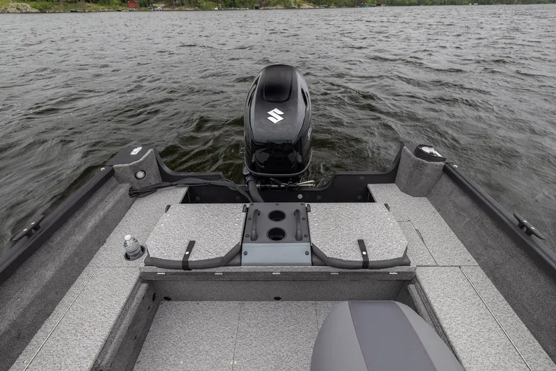 Slide: The Image of Alumacraft Voyageur 175 Sport 2026 - 10