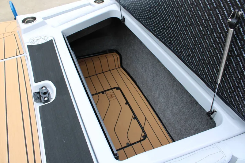 Slide: The Image of Nautique G23 2026 - 22