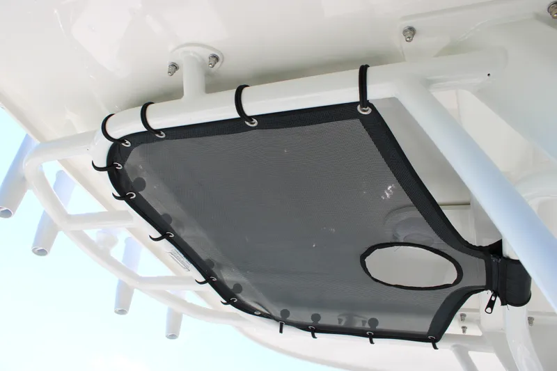 Slide: The Image of Boston Whaler 250 Dauntless 2027 - 11