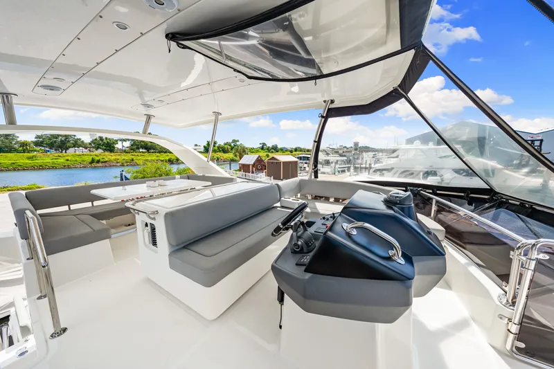 Slide: The Image of Aquila 44 YACHT 2020 - 19