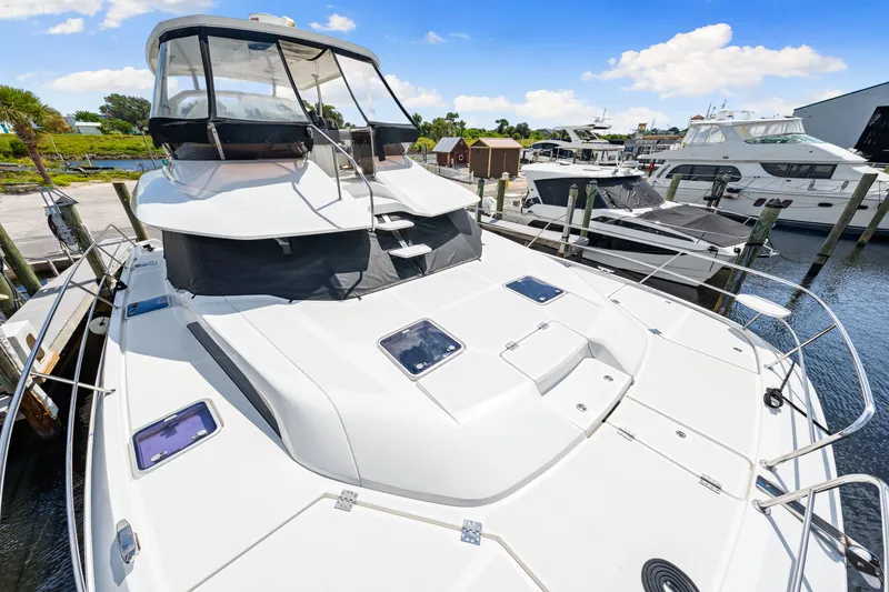 Slide: The Image of Aquila 44 YACHT 2020 - 52