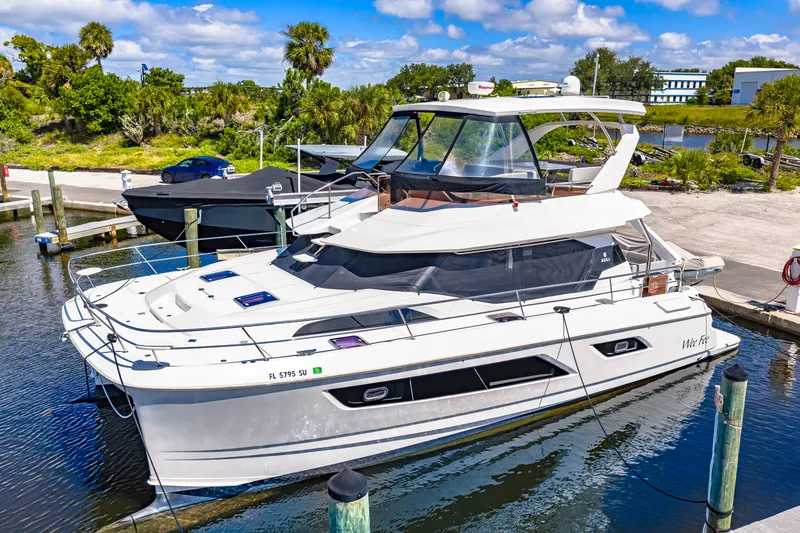 Slide: The Image of Aquila 44 YACHT 2020 - 85