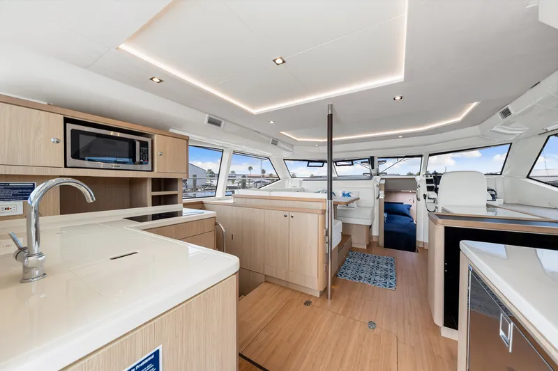 Slide: The Image of Aquila 44 YACHT 2020 - 24
