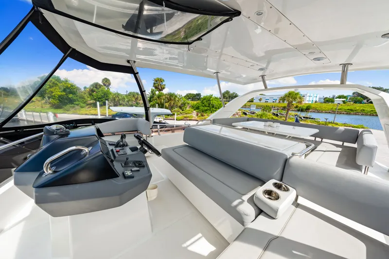 Slide: The Image of Aquila 44 YACHT 2020 - 20
