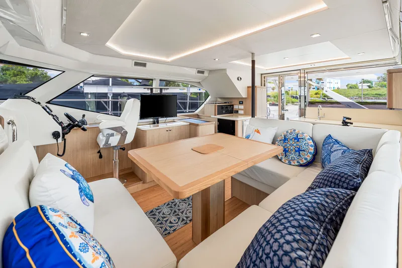 Slide: The Image of Aquila 44 YACHT 2020 - 33
