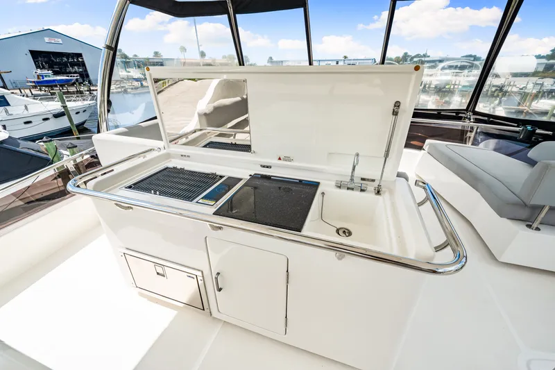 Slide: The Image of Aquila 44 YACHT 2020 - 62