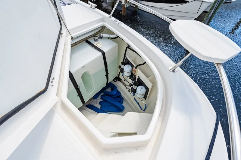 Slide: The Image of Aquila 44 YACHT 2020 - 56