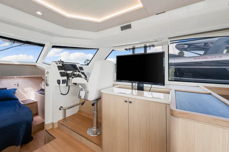 Slide: The Image of Aquila 44 YACHT 2020 - 34