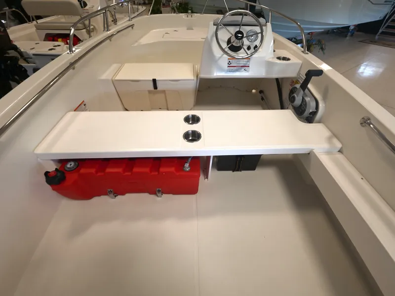Slide: The Image of Boston Whaler 160 Super Sport 2027 - 5