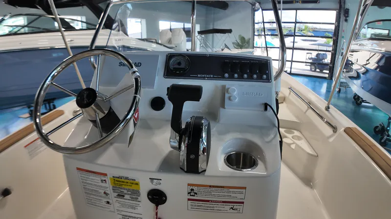 Slide: The Image of Boston Whaler 170 Montauk 2027 - 12