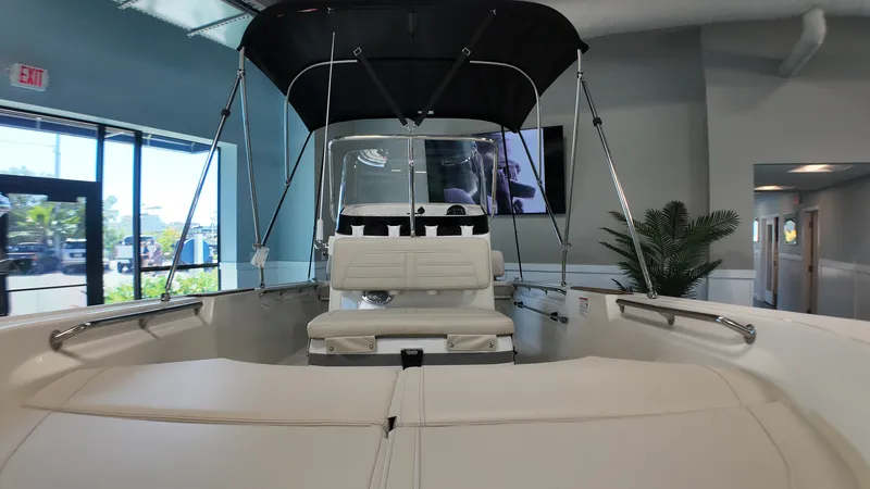 Slide: The Image of Boston Whaler 170 Montauk 2027 - 6