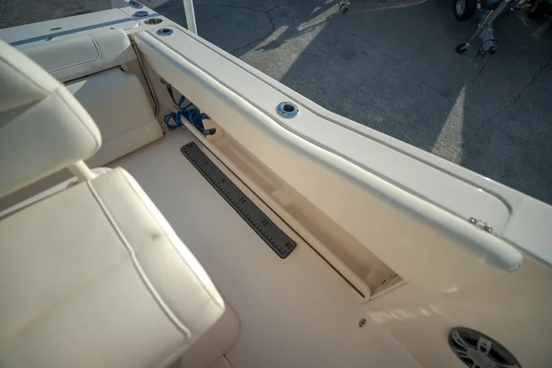 Slide: The Image of Grady-White Fisherman 236 2022 - 26