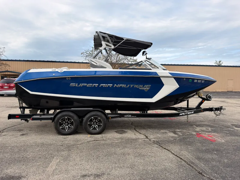 Slide: The Image of Nautique G23 2016 - 4