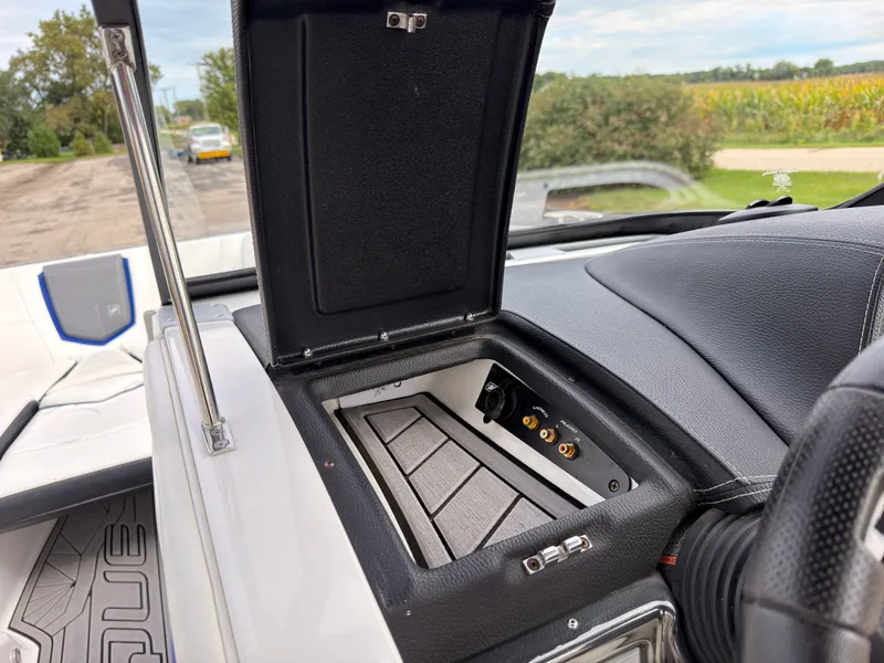Slide: The Image of Nautique G23 2016 - 49