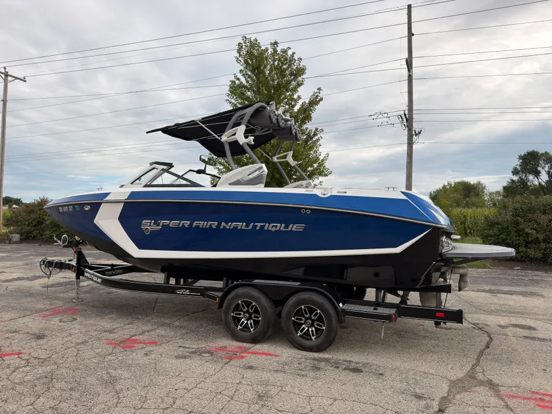 Slide: The Image of Nautique G23 2016 - 1