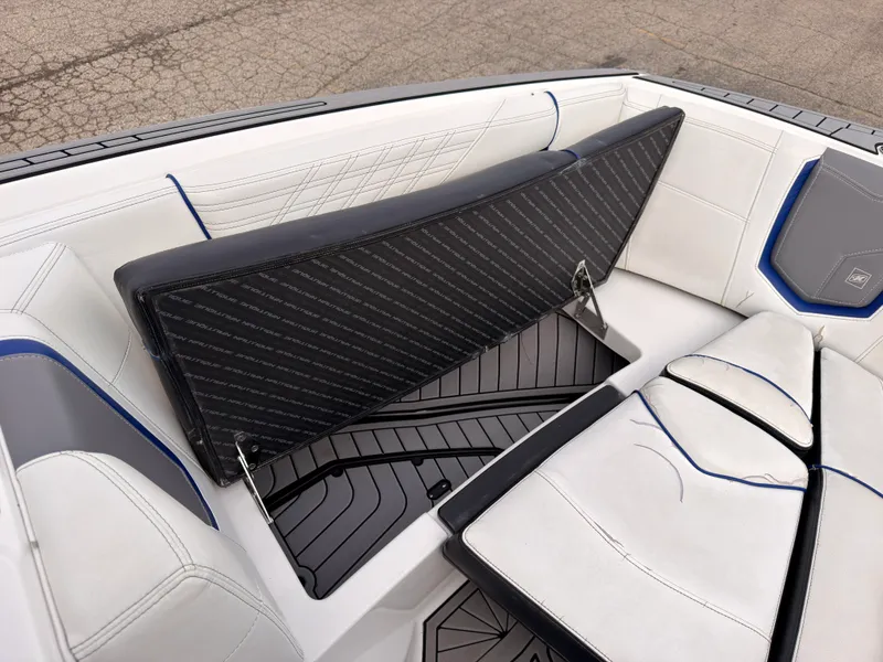 Slide: The Image of Nautique G23 2016 - 64