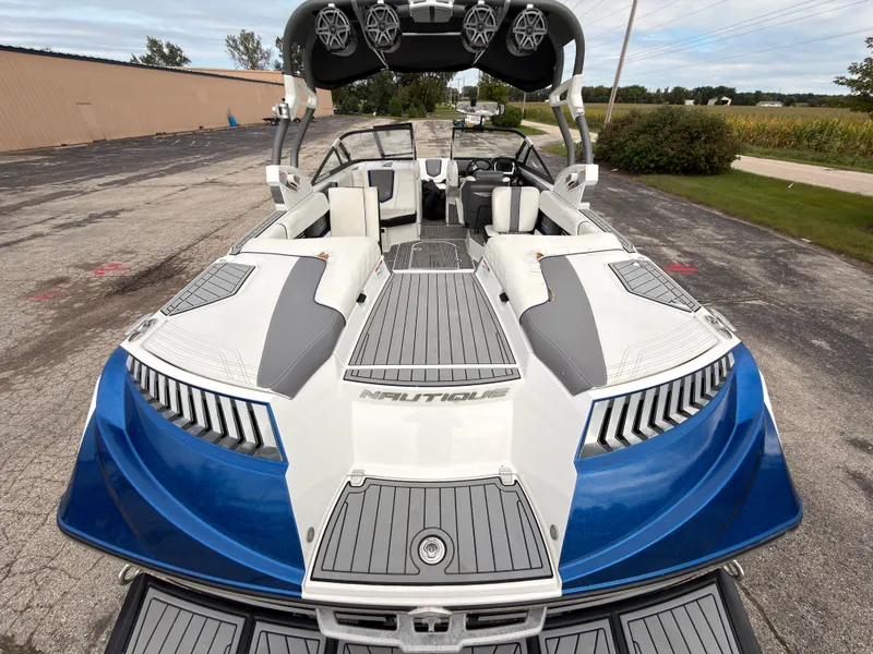 Slide: The Image of Nautique G23 2016 - 11