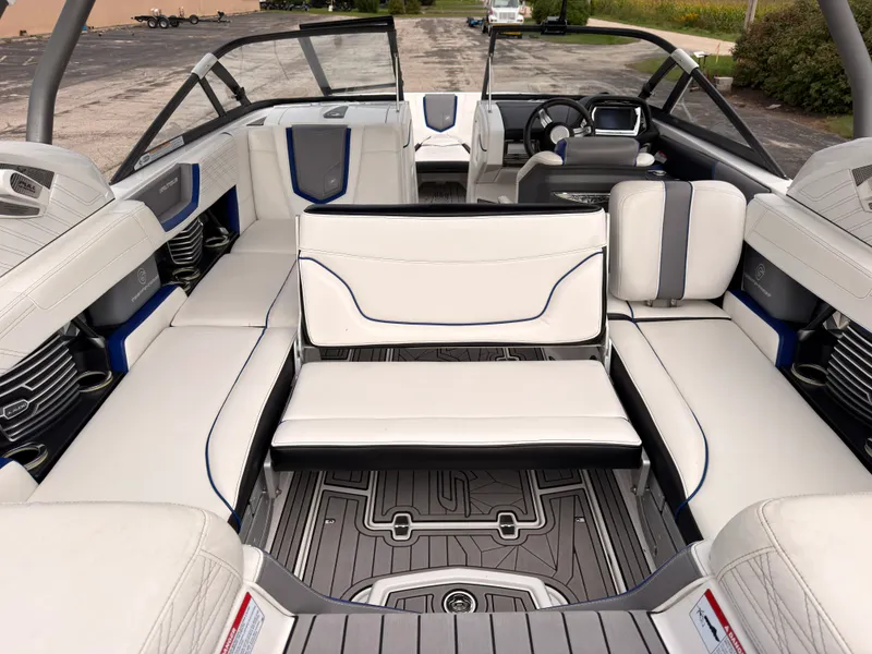 Slide: The Image of Nautique G23 2016 - 28